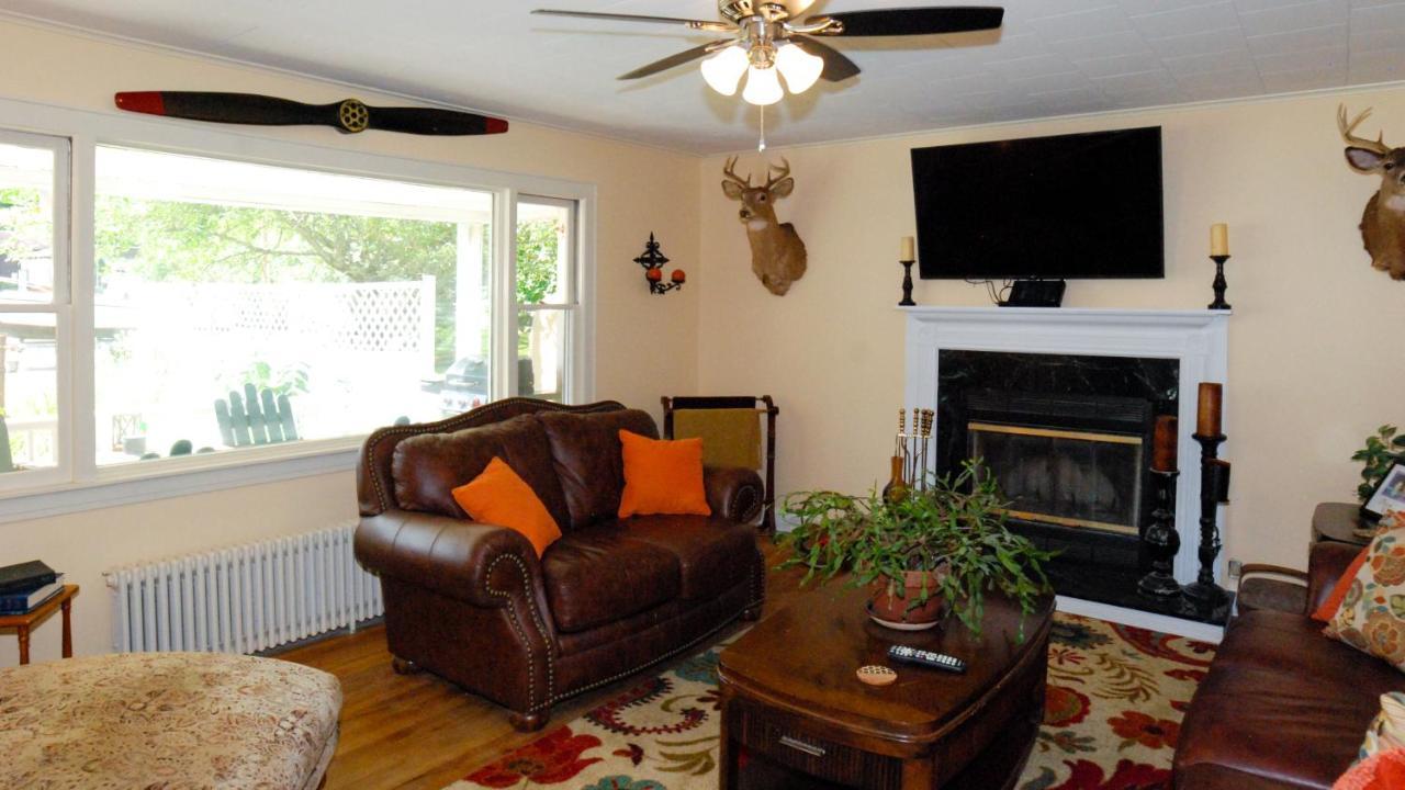 Maple Leaf Lodge Schroon Lake Exterior foto